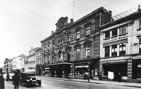 Das alte Stadttheater um 1930. Foto: Stadtarchiv Krefeld, Fotobestand, Objekt-Nr. 2158
