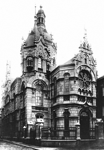 Synagoge an der Marktstraße/Petersstraße nach dem Umbau von 1903. Foto: Stadtarchiv Krefeld, Fotobestand, Objekt-Nr. 6592-2358