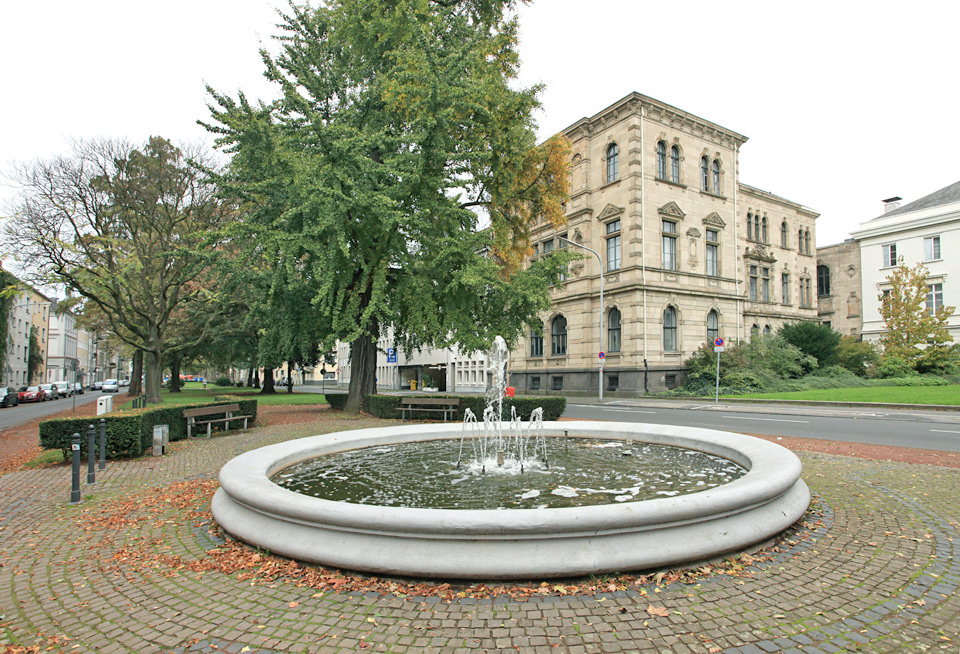 Brunnen am Westwall in Krefeld, 2014. Foto: Ralf Janowski
